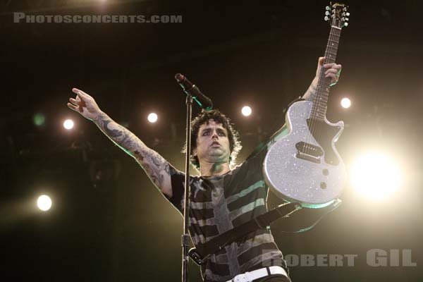 GREEN DAY - 2012-08-26 - SAINT CLOUD - Domaine National - Grande Scene - 